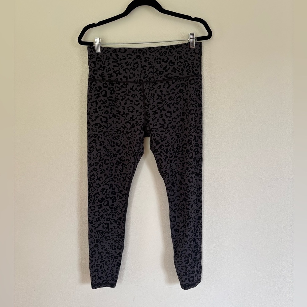 Athleta Women Elevation High Rise Tight Leopard Print Athletic Leggings